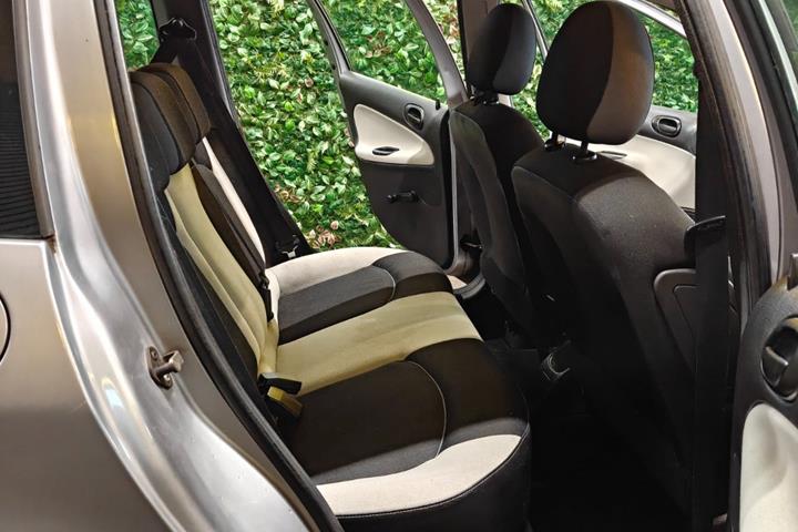 undefined Peugeot 206 fra 2005