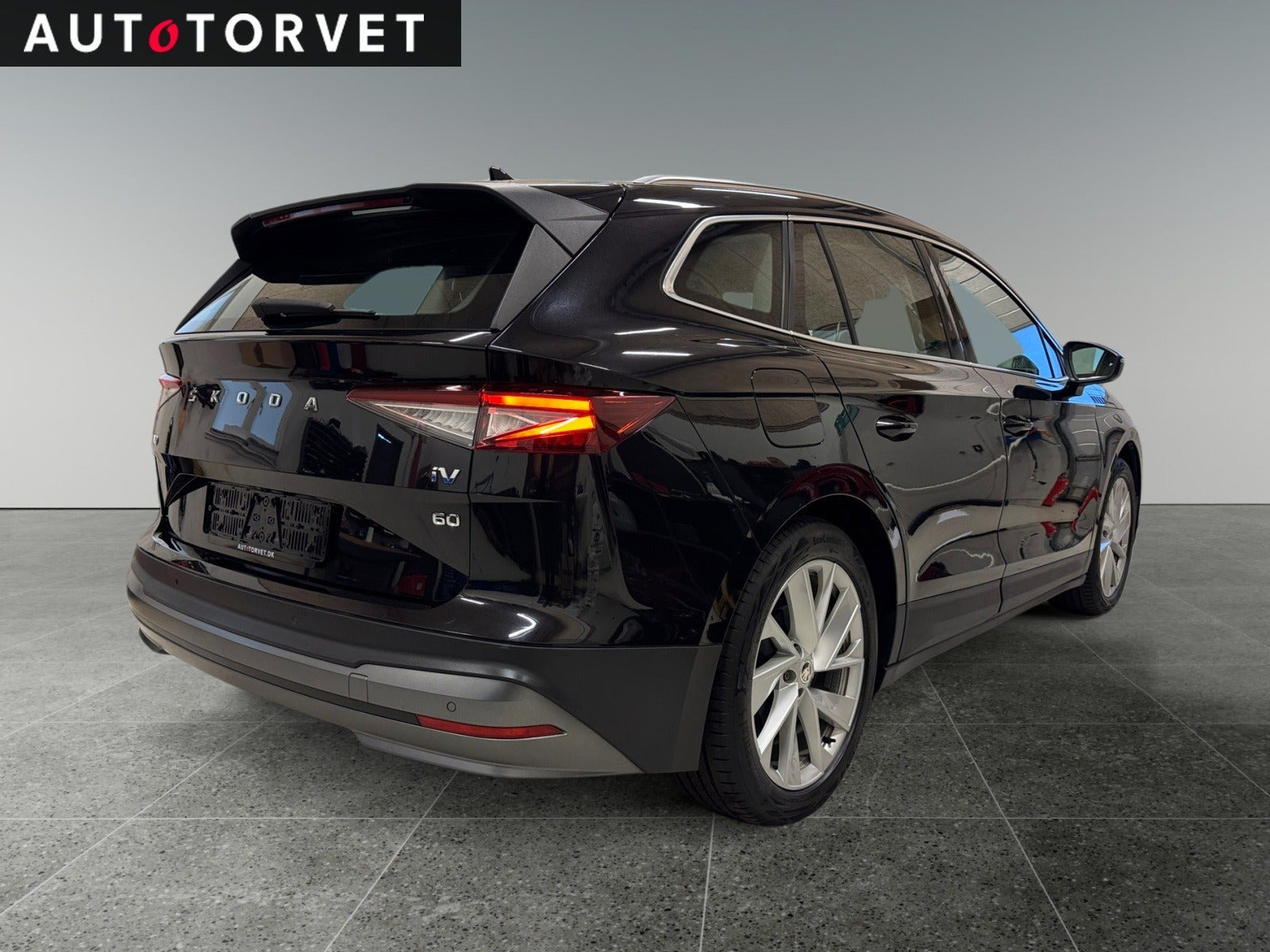 Sort Skoda Enyaq fra 2021