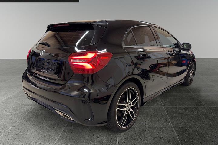 Sort Mercedes A200 d fra 2018