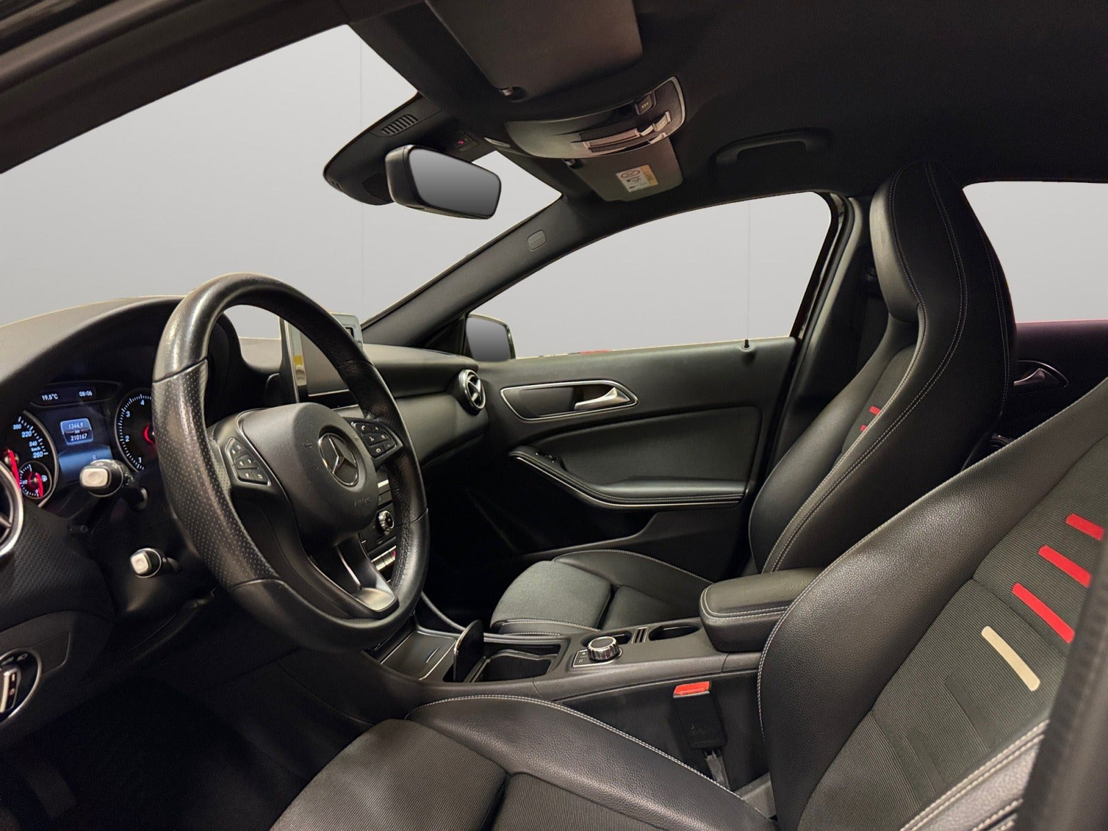 Sort Mercedes A200 d fra 2018