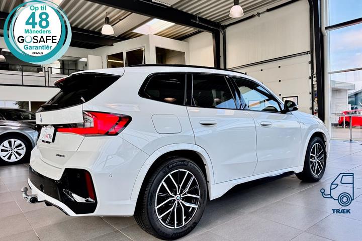 Hvid BMW iX1 fra 2023