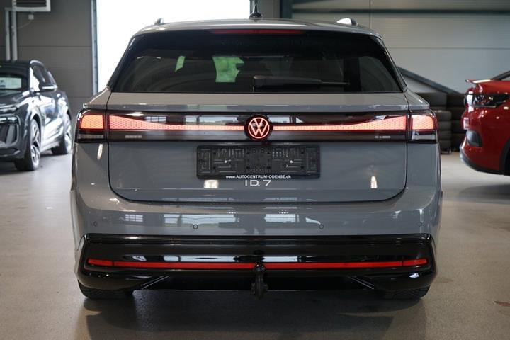 Grå VW ID.7 fra 2026