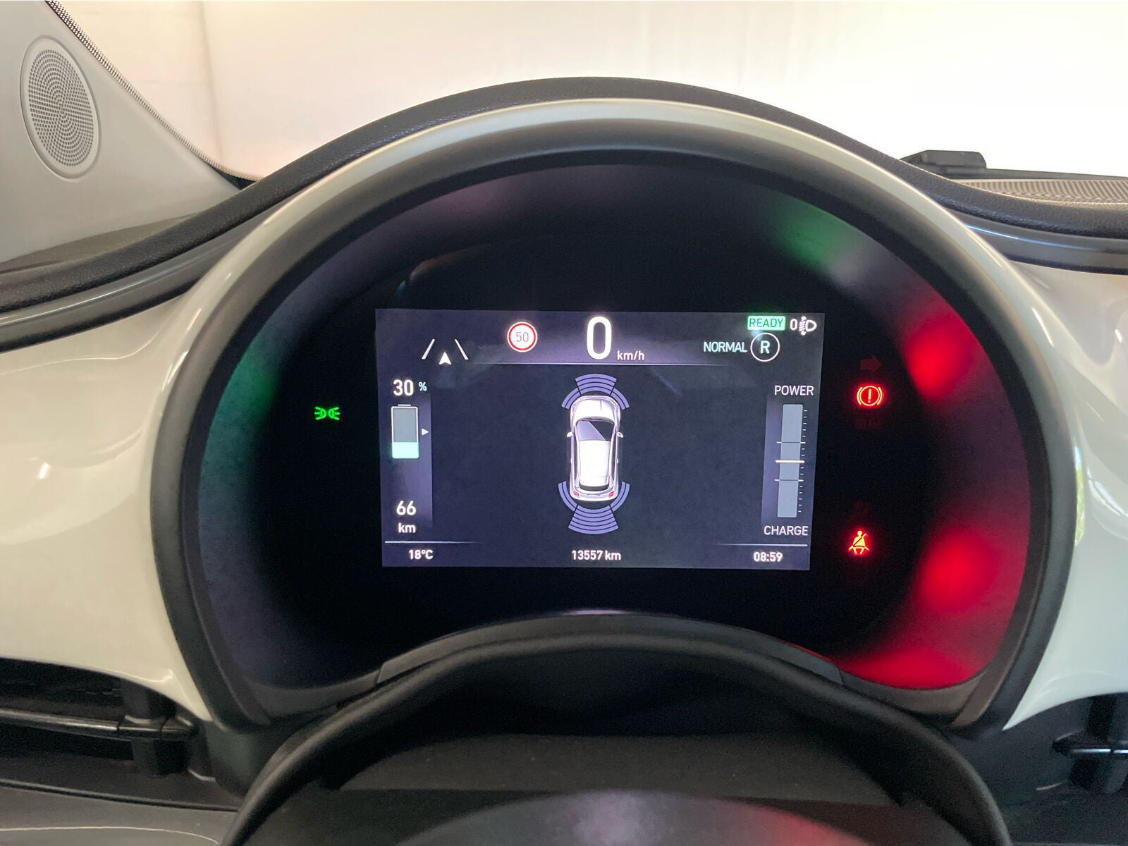 Hvid Fiat 500e fra 2023