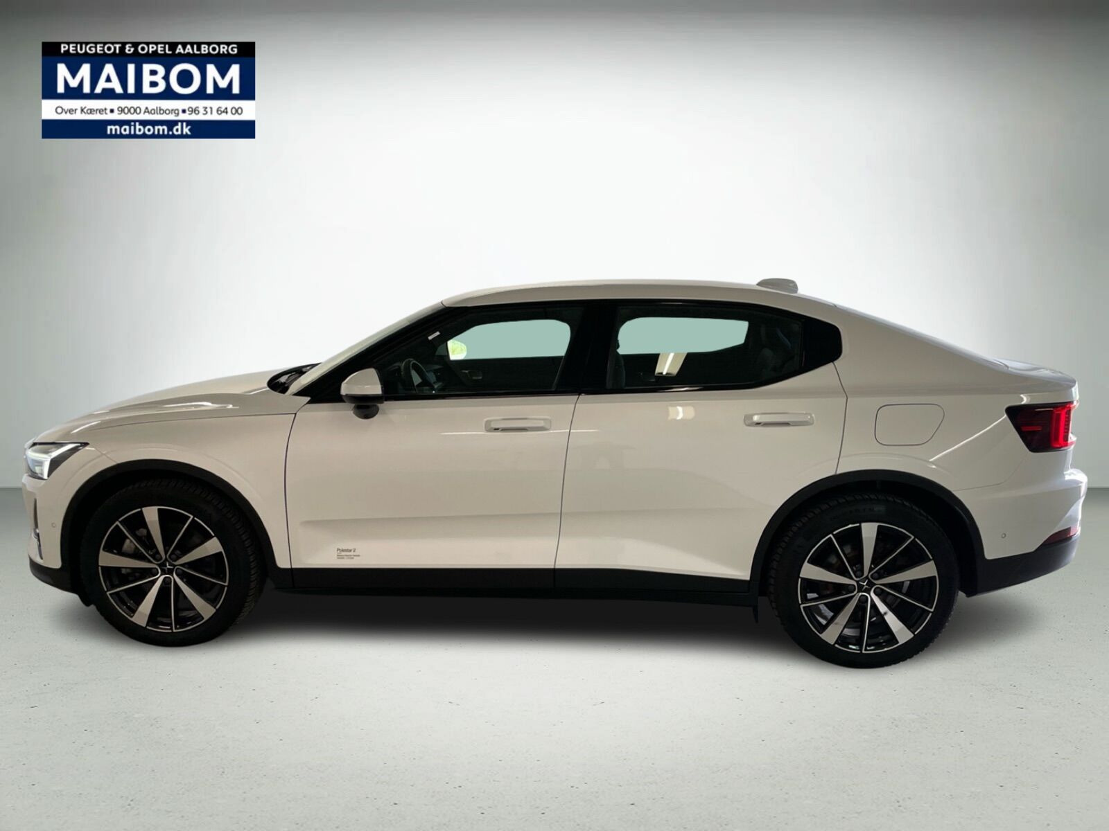 Hvid Polestar 2 fra 2021