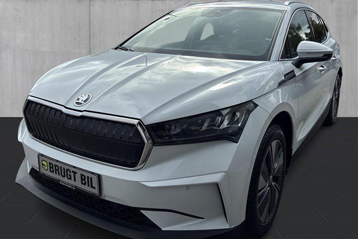 Hvid Skoda Enyaq fra 2025