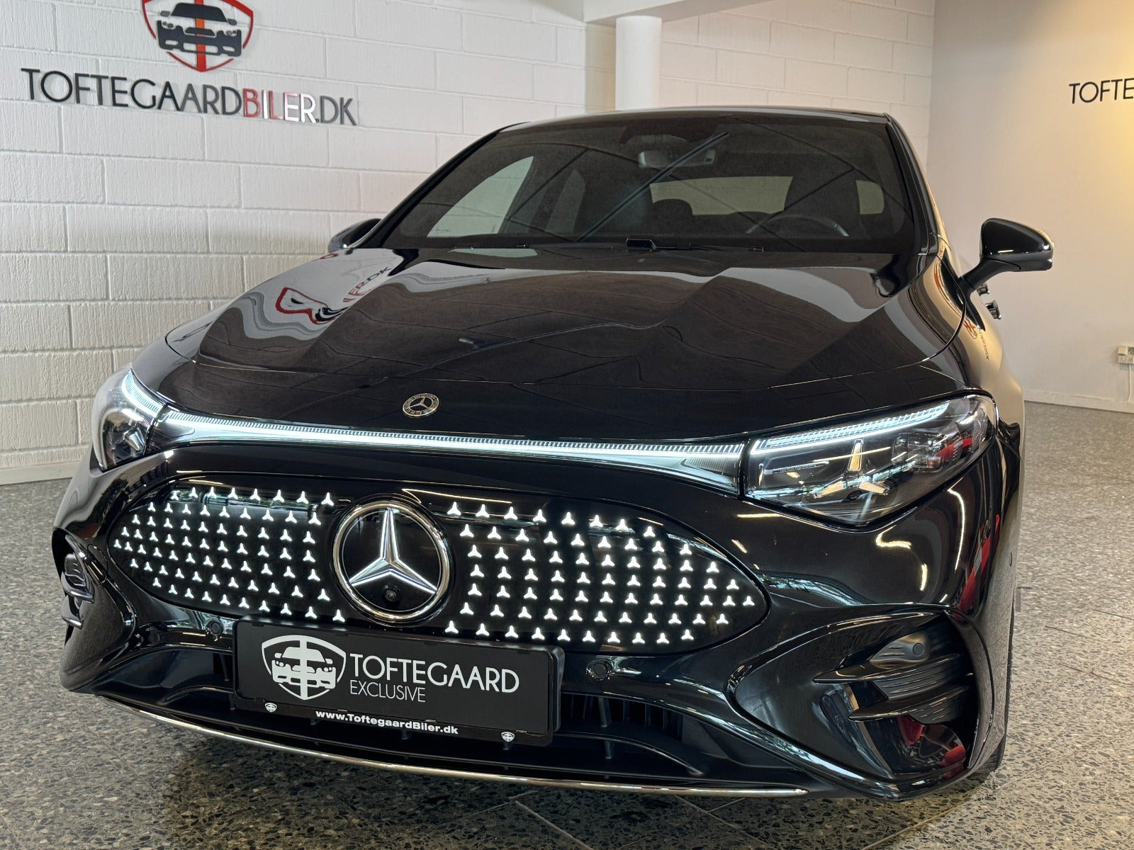 Sort Mercedes CLA250+ fra 2025