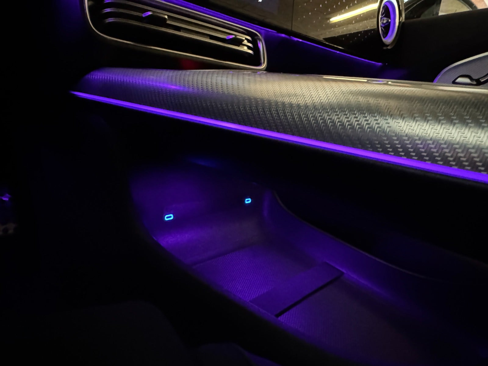 Sort Mercedes CLA250+ fra 2025