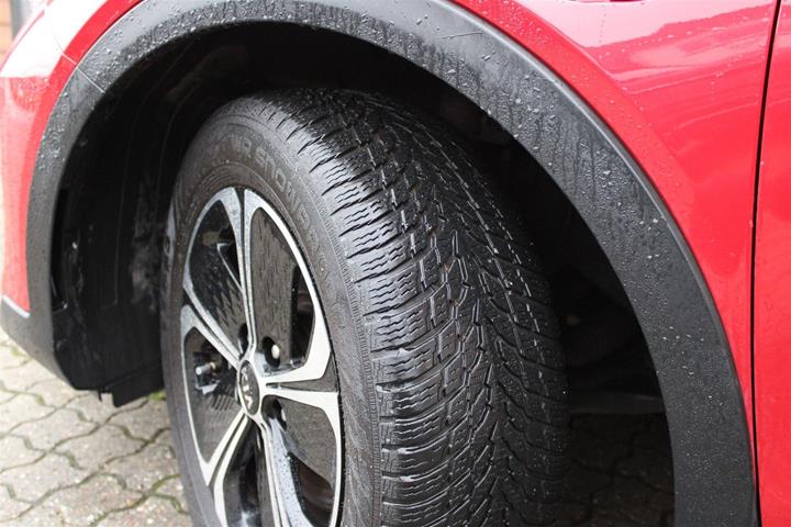 Rød Kia XCeed fra 2021