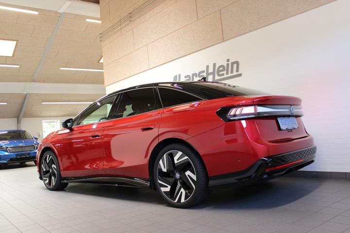 Grå VW ID.7 fra 2025