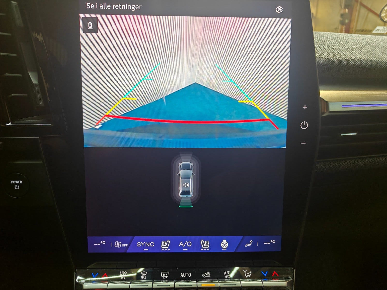 Grå Renault Scenic E-Tech fra 2025