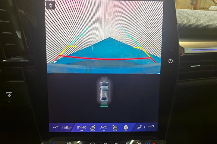 Grå Renault Scenic E-Tech fra 2025