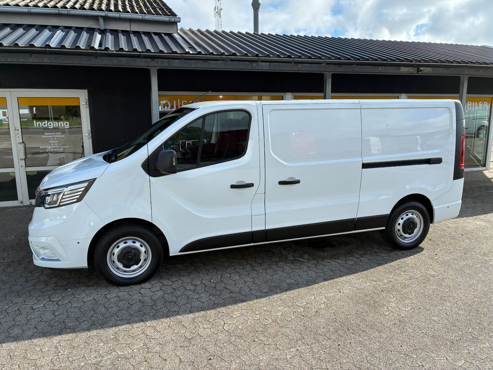Renault Trafic 2,0 dCi 130 L2H1
