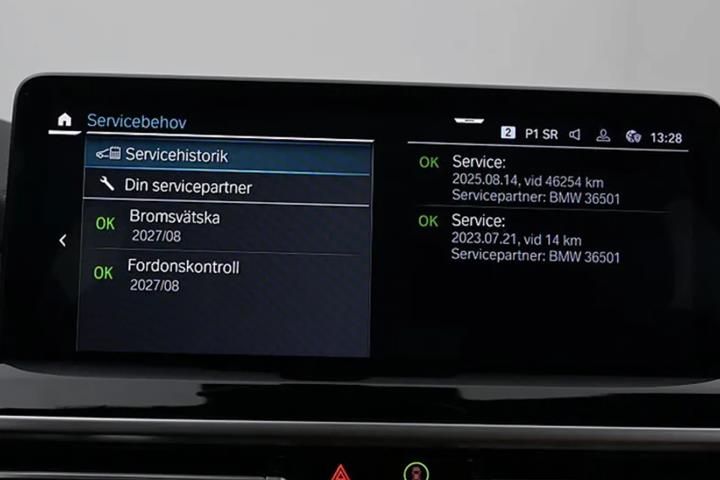 Orange BMW iX3 fra 2023