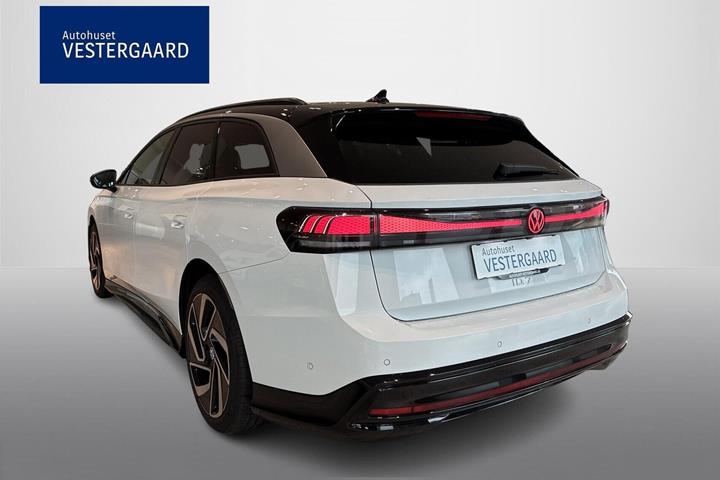 Hvid VW ID.7 fra 2025