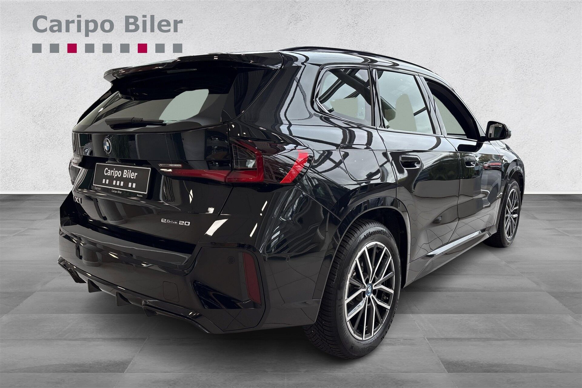 Sort BMW iX1 fra 2025