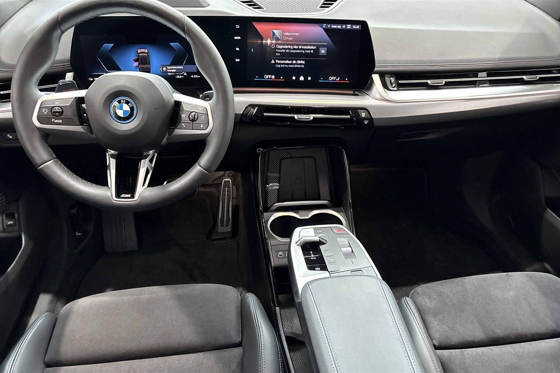 Sort BMW iX1 fra 2025