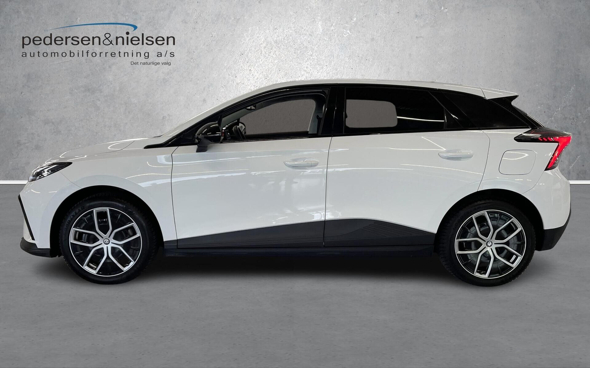Hvid MG MG4 Electric fra 2025