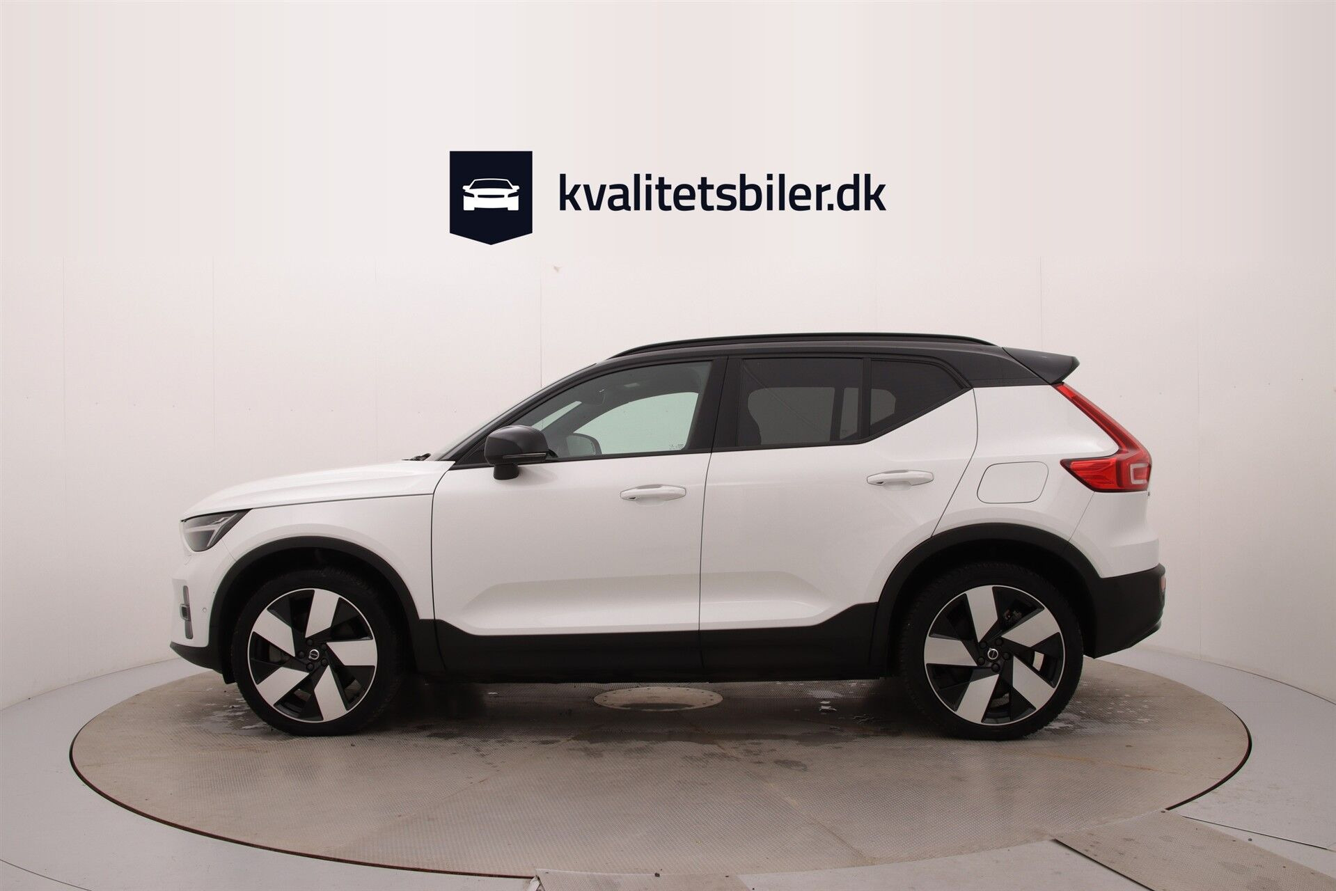 Hvid Volvo XC40 fra 2022