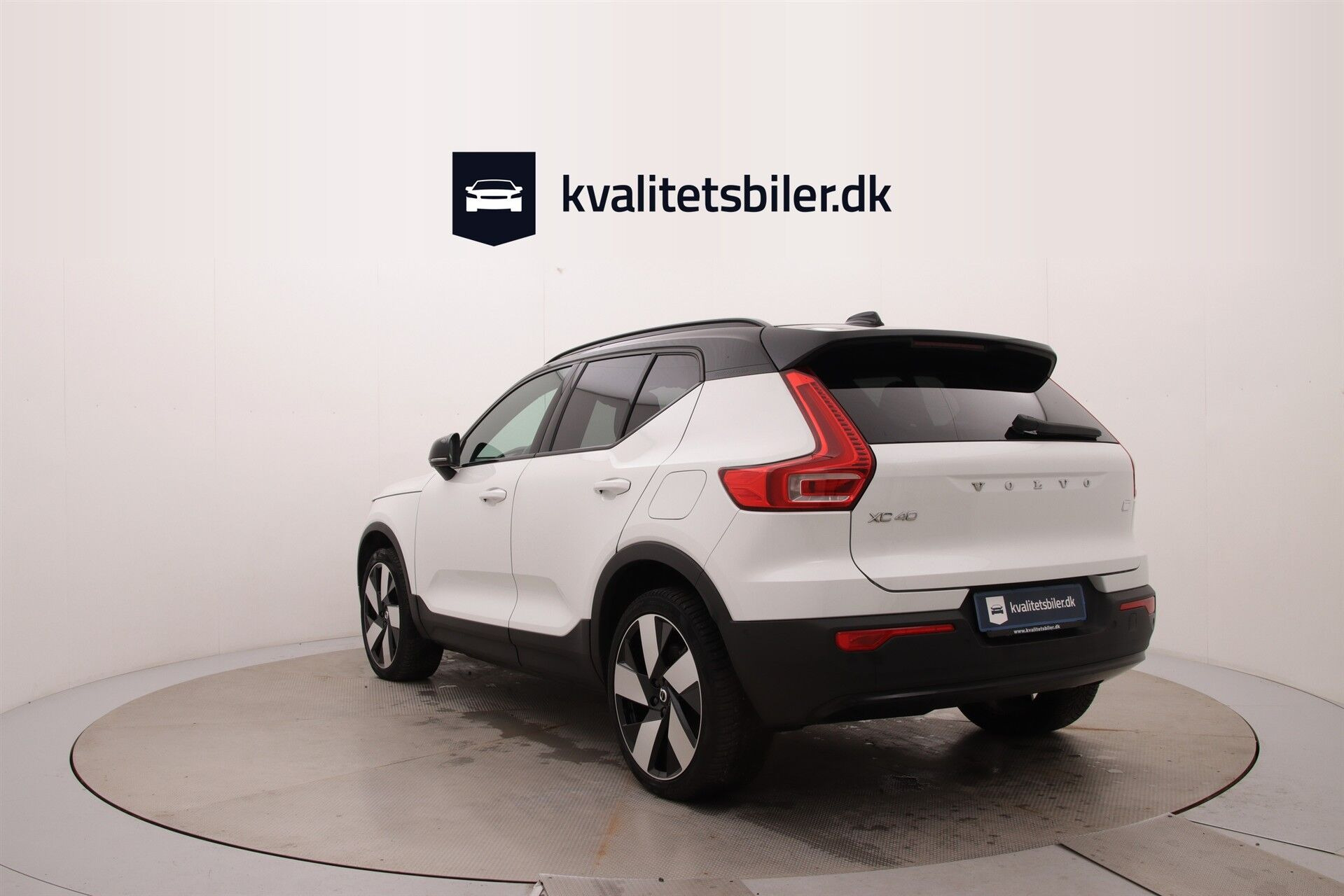 Hvid Volvo XC40 fra 2022