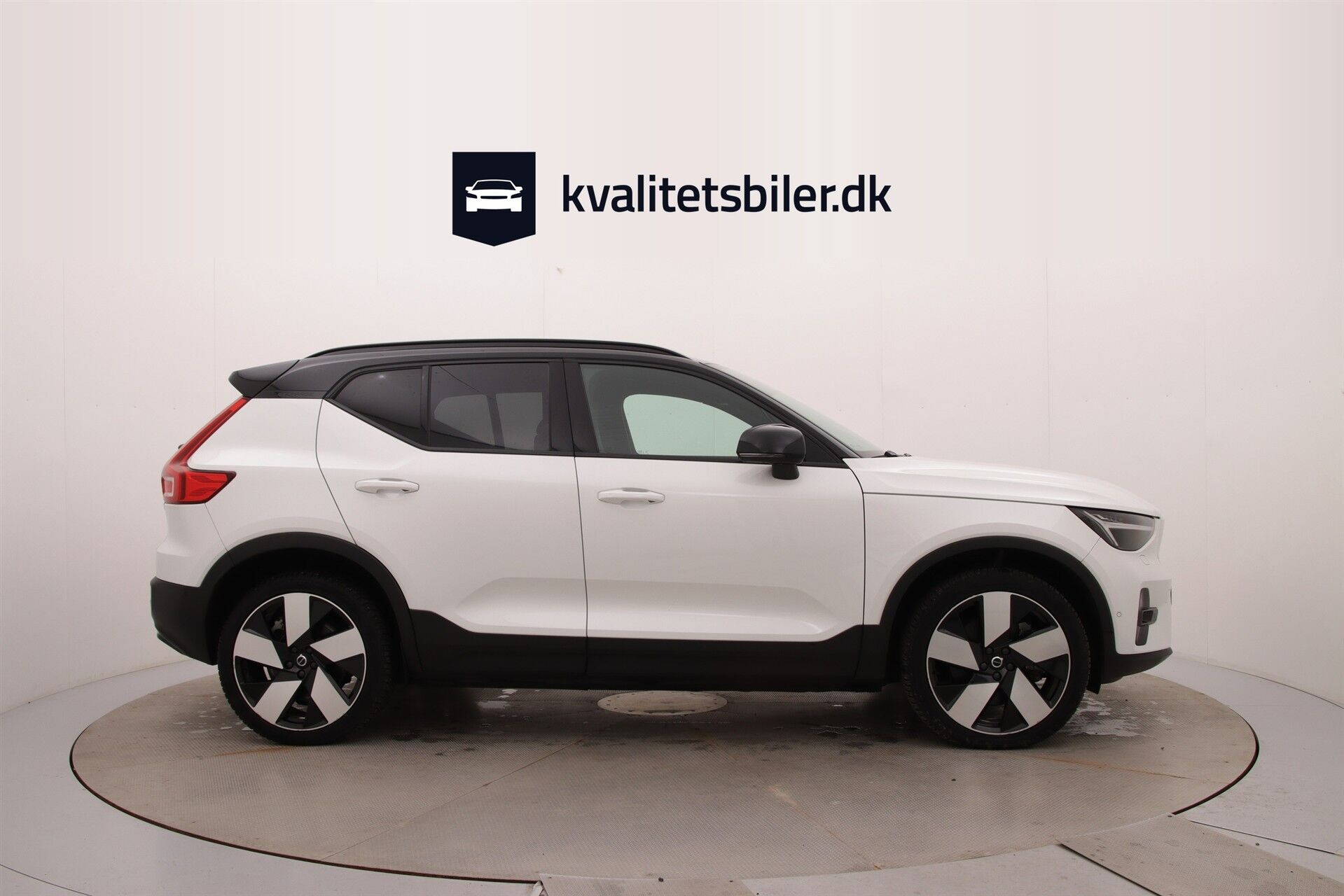 Hvid Volvo XC40 fra 2022