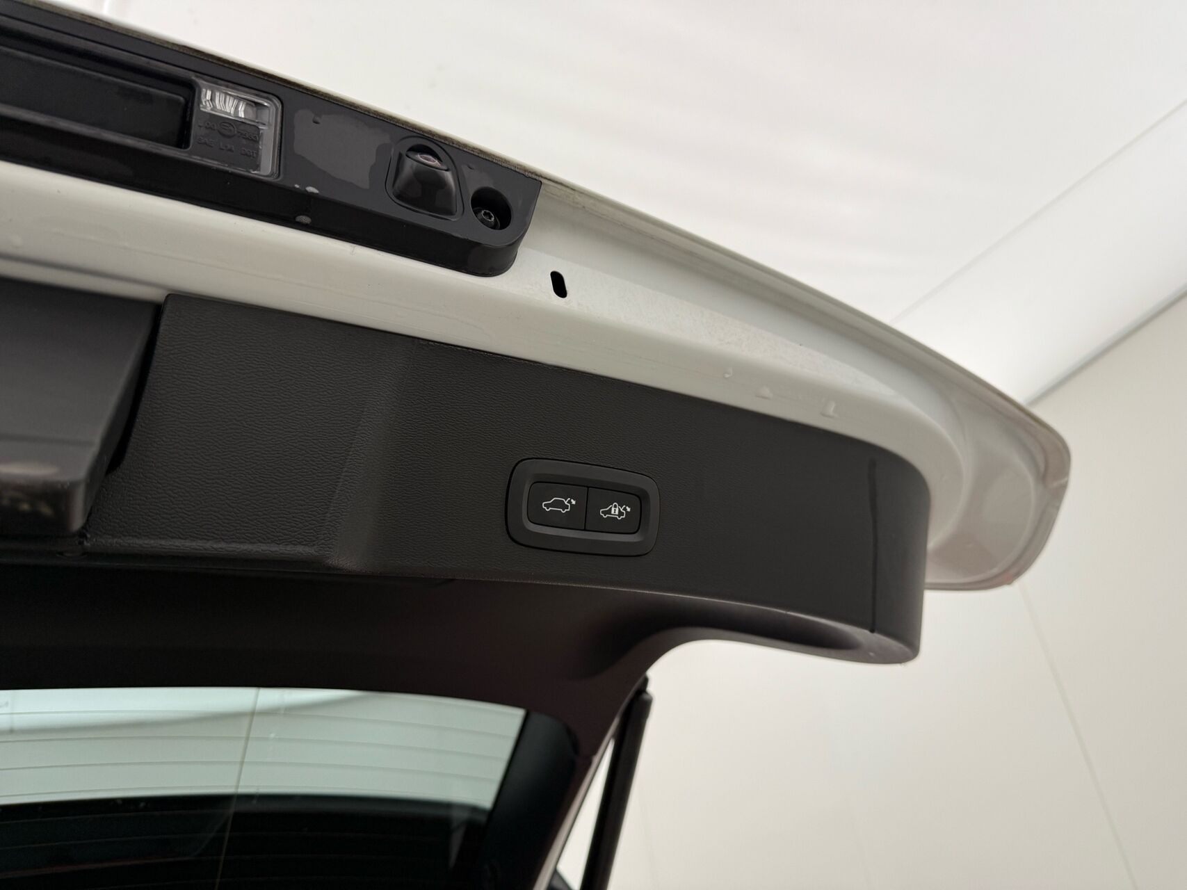 Hvid Volvo XC40 fra 2022