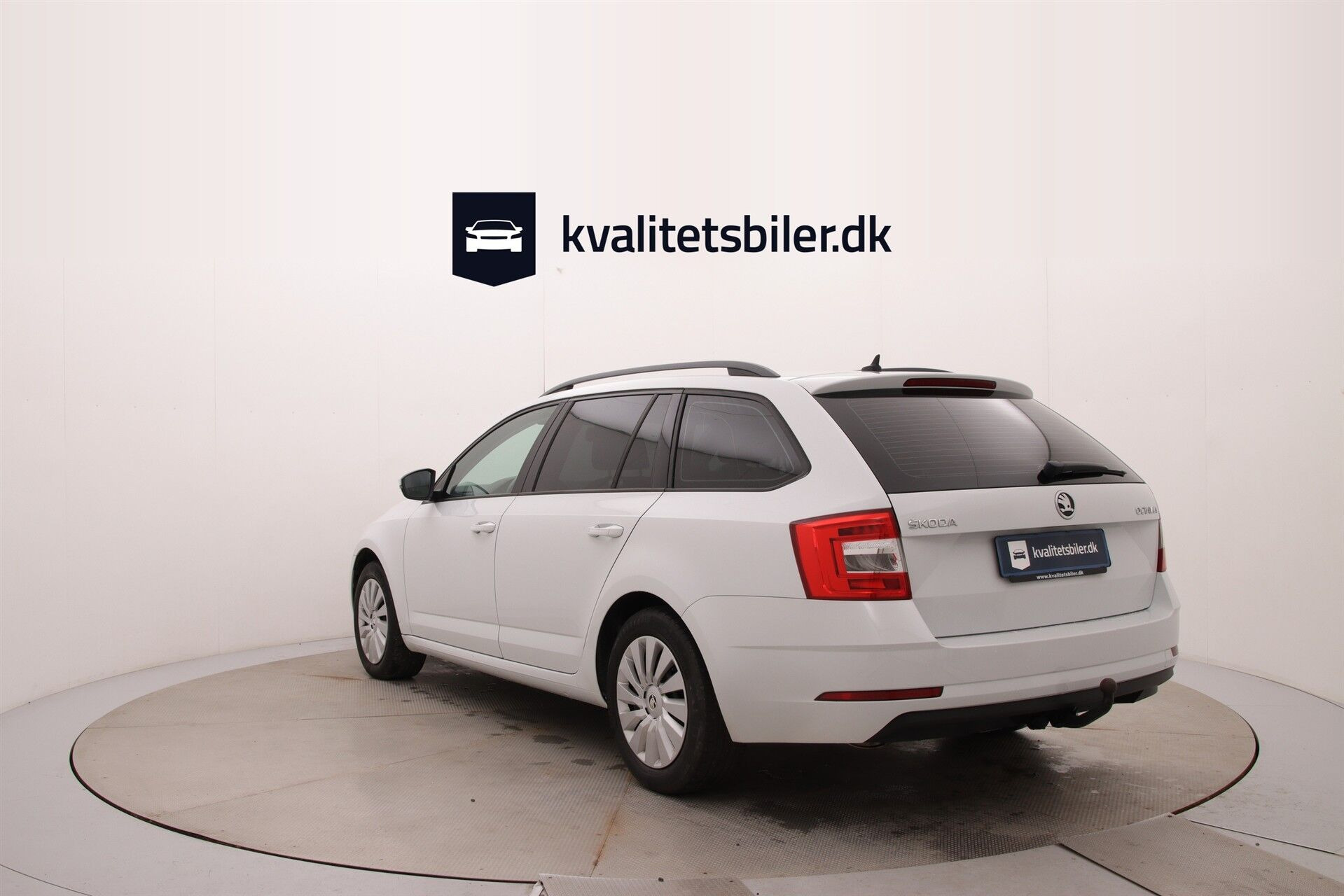 Hvid Skoda Octavia fra 2020