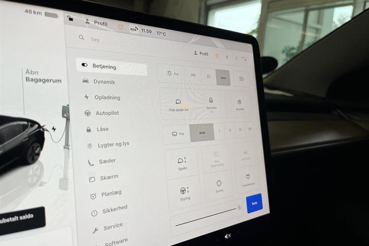 Sort Tesla Model 3 fra 2023