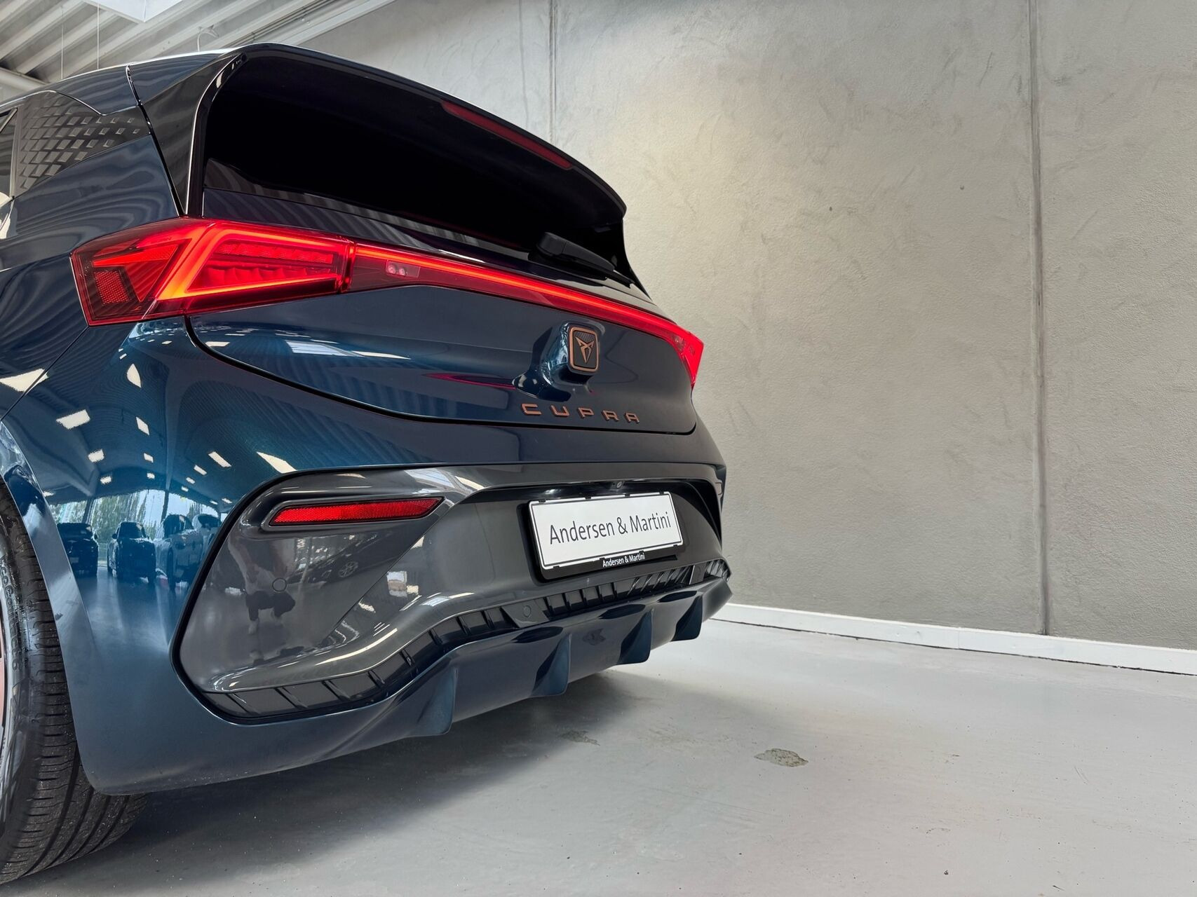 Blå Cupra Born fra 2022