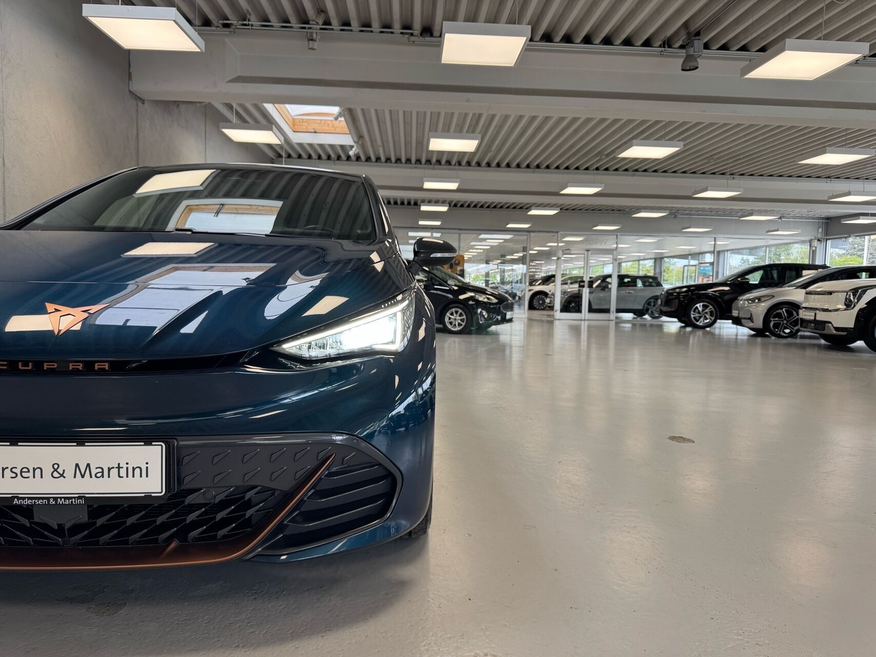 Blå Cupra Born fra 2022