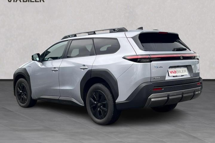 Sølv Toyota bZ4X Touring fra 2026
