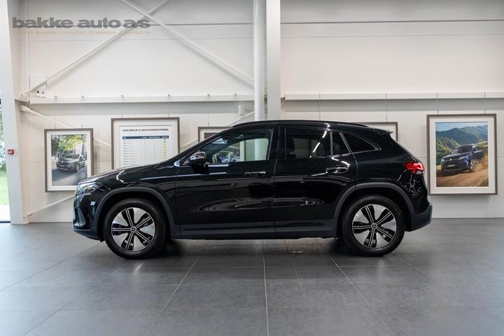 Sort Mercedes EQA250+ fra 2022