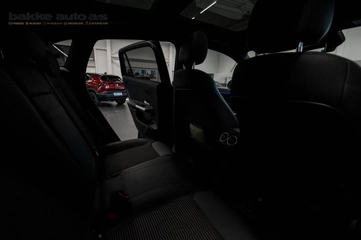 Sort Mercedes EQA250+ fra 2022