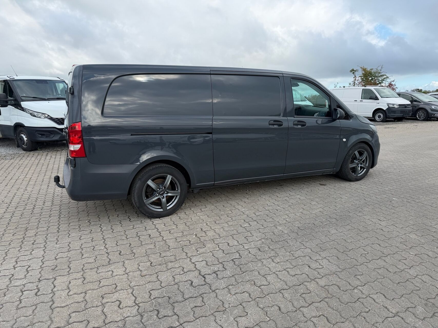 Grå Mercedes Vito fra 2015
