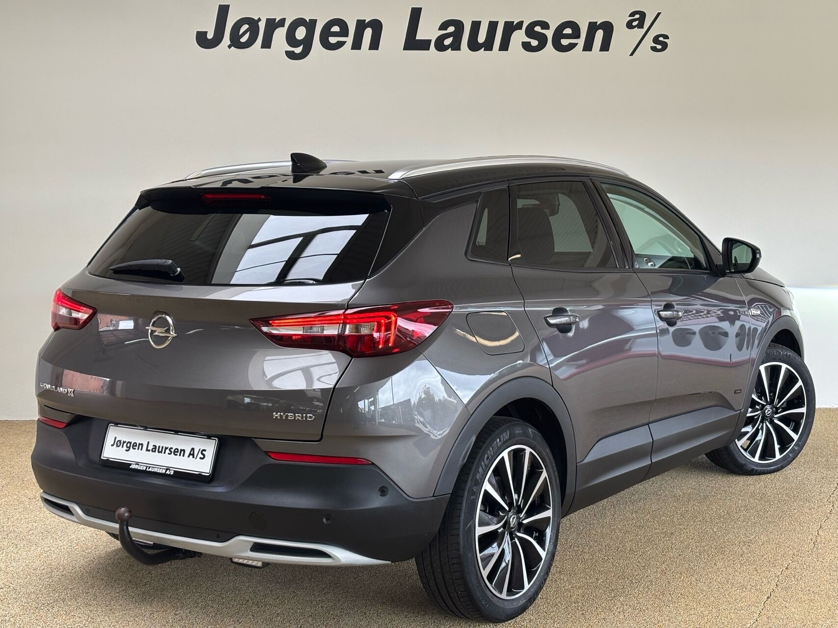 Sort Opel Grandland X fra 2021