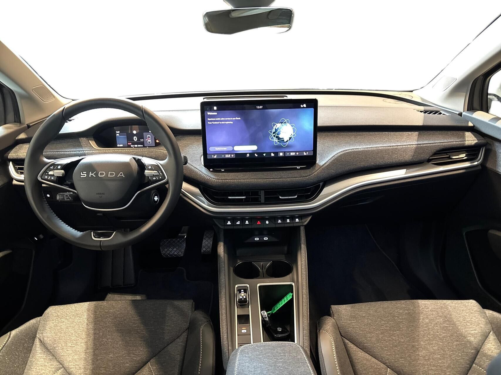 Grå Skoda Elroq fra 2026