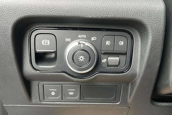 Hvid Mercedes Citan fra 2026