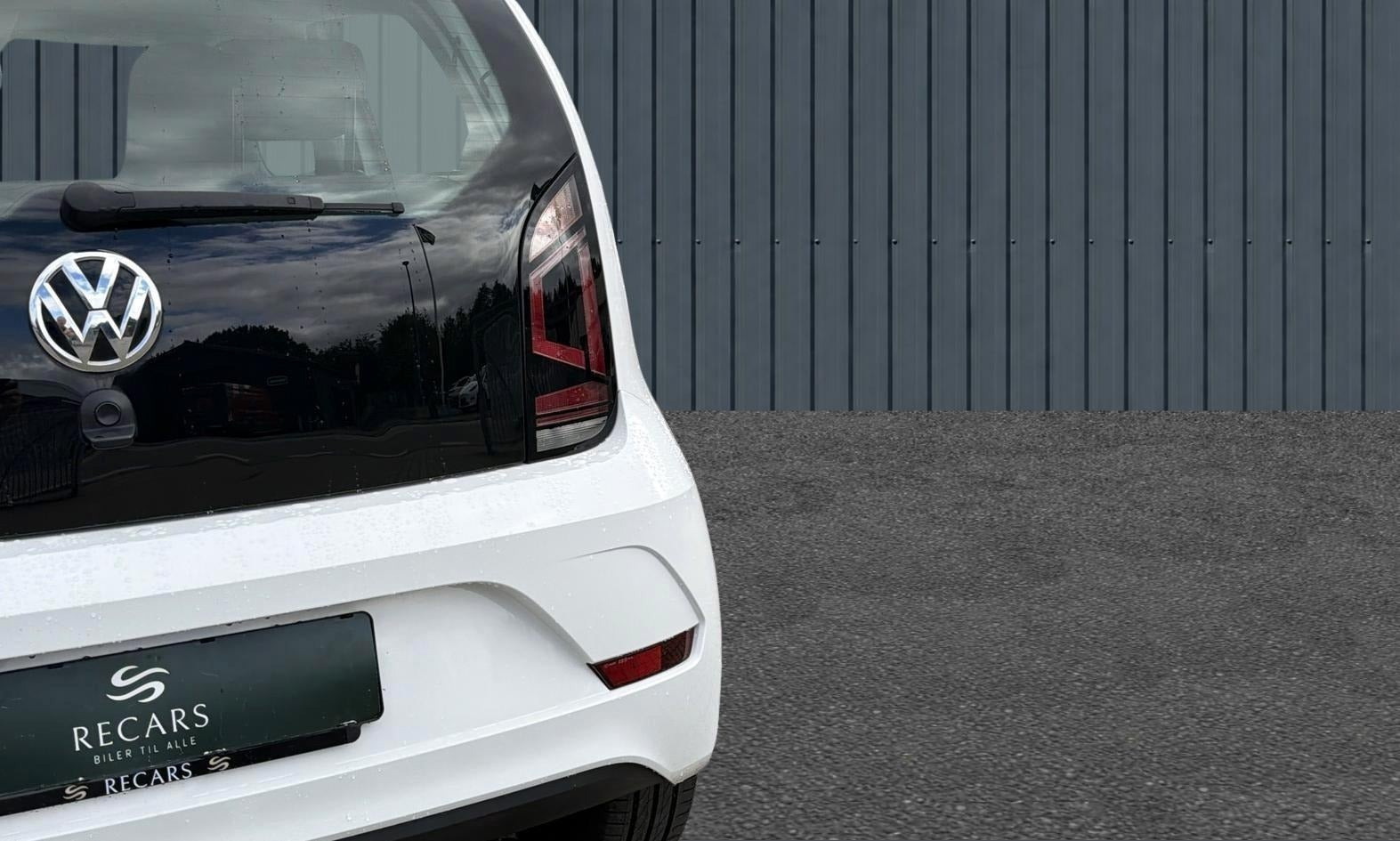 Hvid VW UP! fra 2017