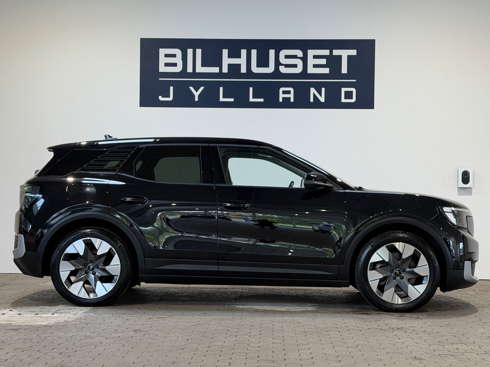 Sort Ford Explorer fra 2025