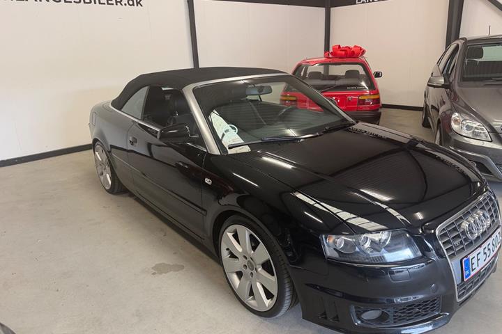 Sort Audi A4 fra 2004