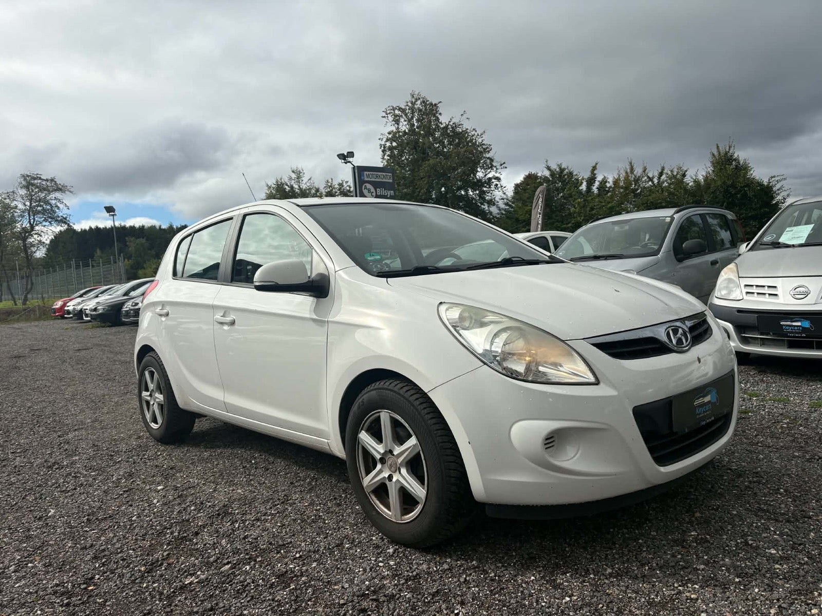 Hvid Hyundai i20 fra 2012