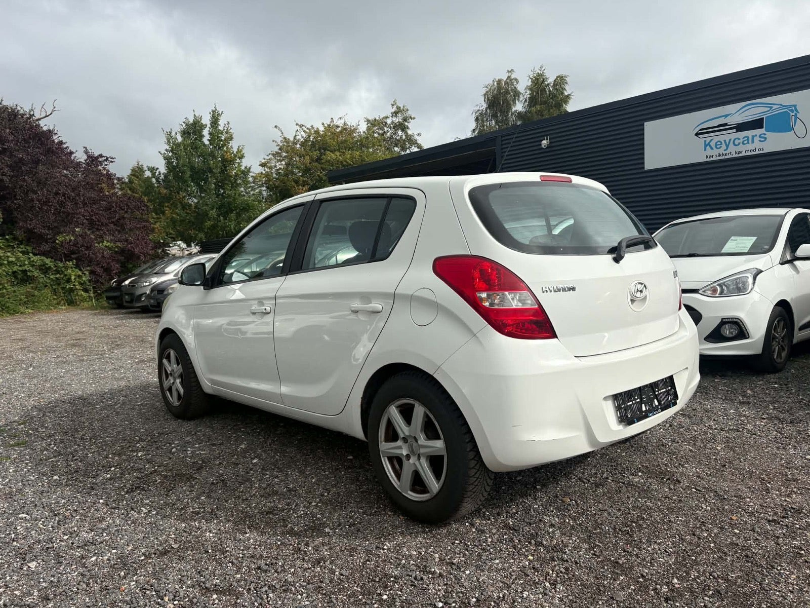 Hvid Hyundai i20 fra 2012