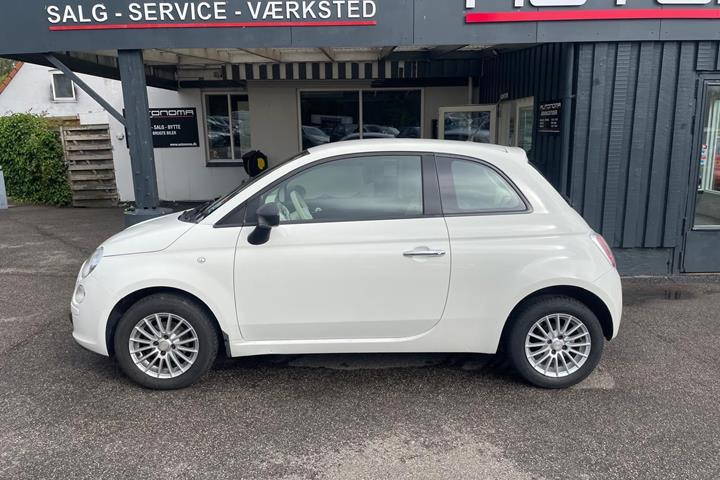 Hvid Fiat 500 fra 2008