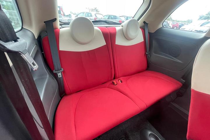 Hvid Fiat 500 fra 2008