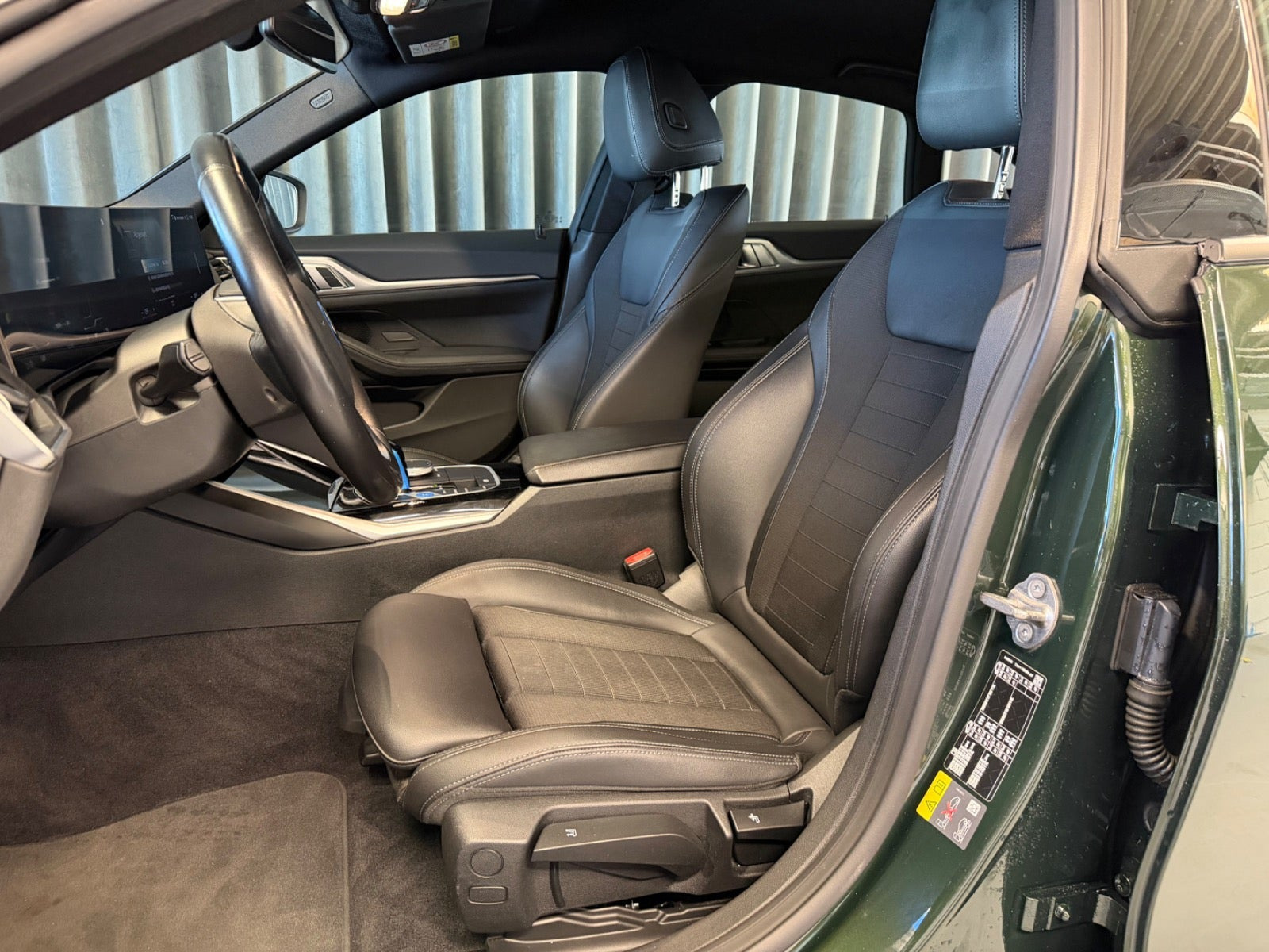 Grøn BMW i4 fra 2022