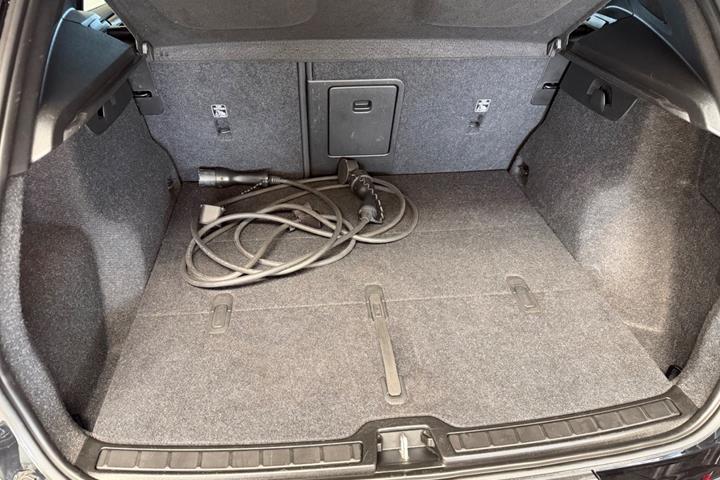 Sort Volvo XC40 fra 2022