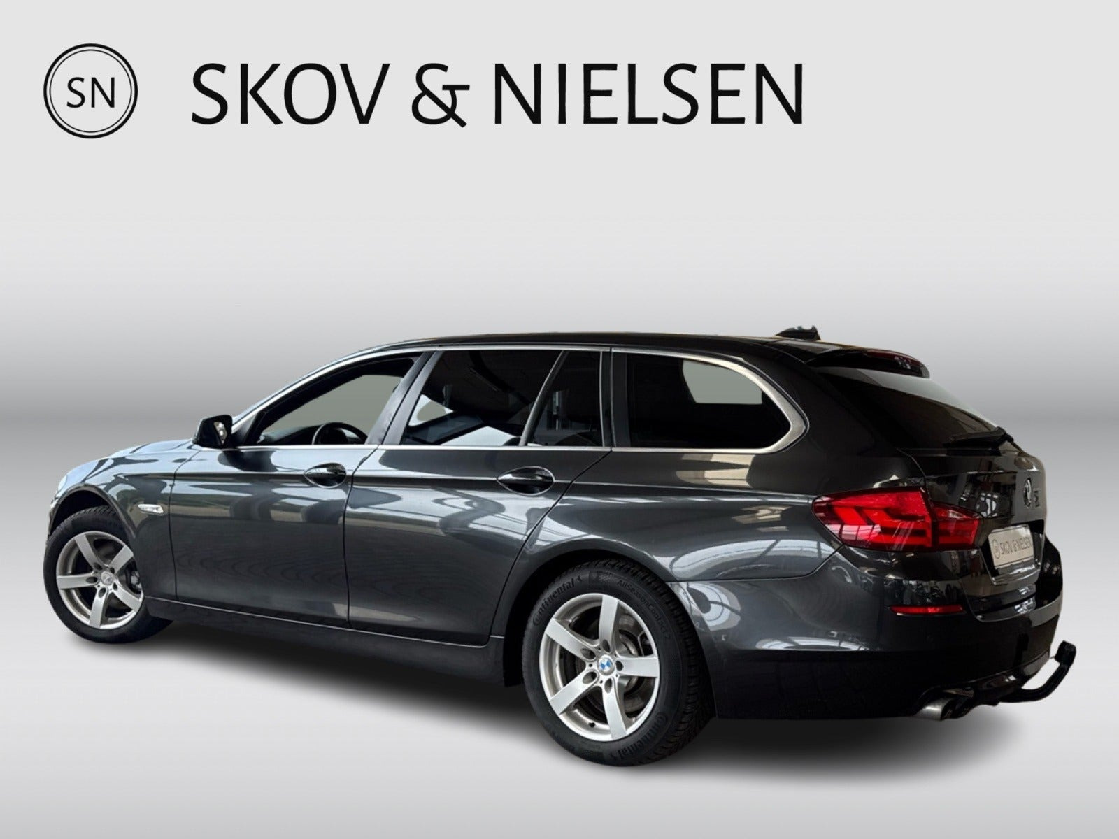 Sort BMW 520d fra 2011