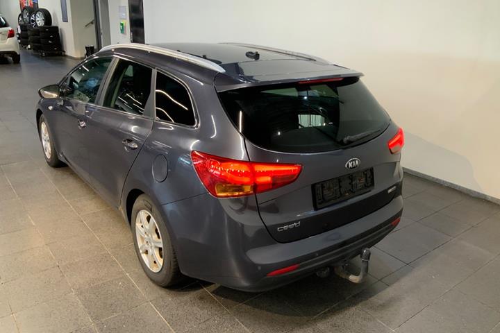 Grå Kia Ceed fra 2015