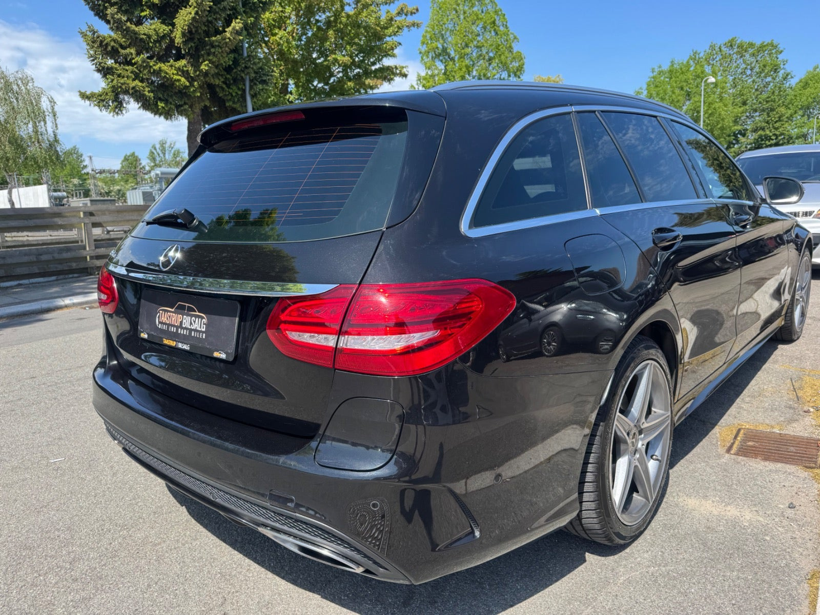 undefined Mercedes C350 e fra 2017