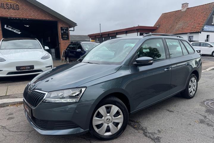 undefined Skoda Fabia fra 2020 set udefra