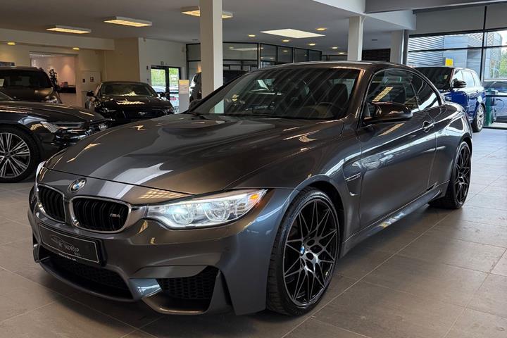 Grå BMW M4 fra 2015